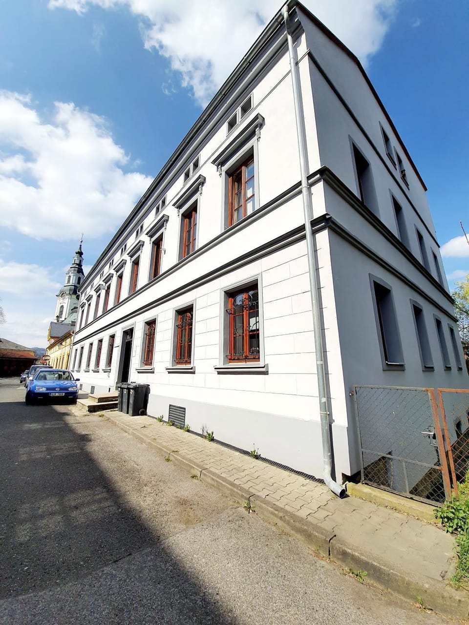Property building, Parking