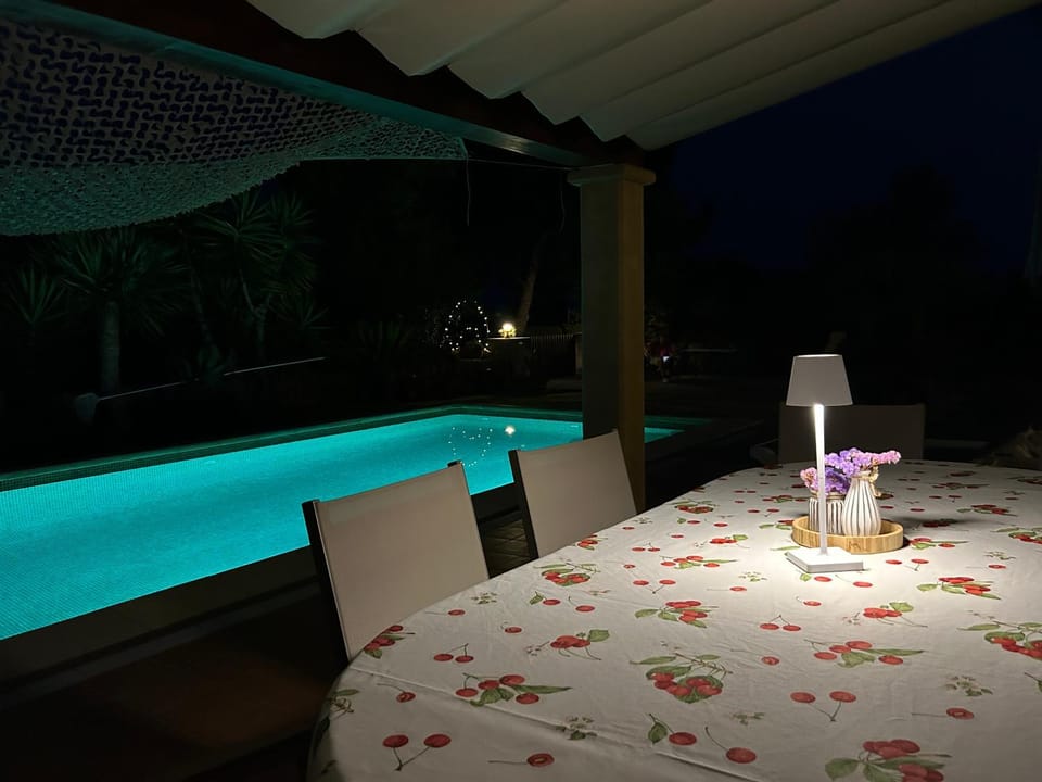 Casa rural, finca rústica con piscina Cas Padrins de Campos, Mallorca Villa in Migjorn