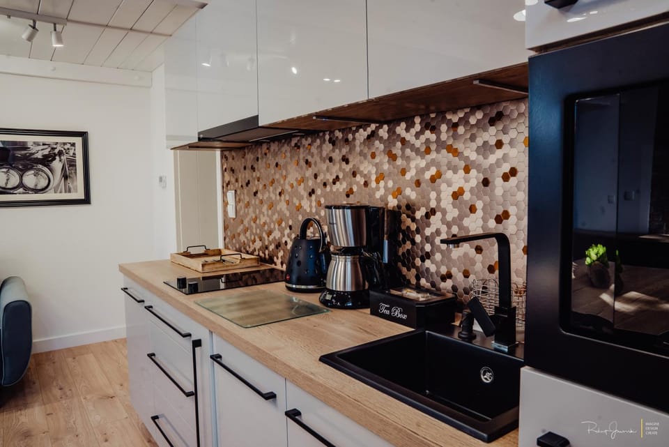 Coffee/tea facilities, Kitchen or kitchenette