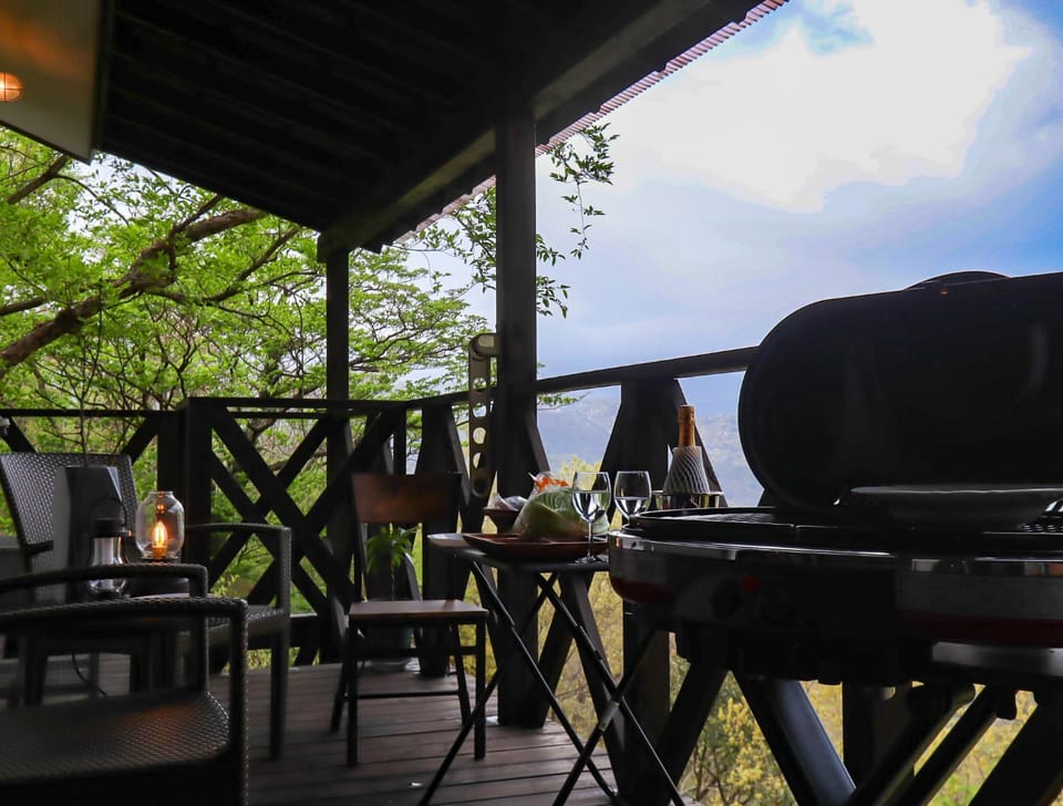 ATAMI Ocean Villa Retreat Villa in Shizuoka Prefecture