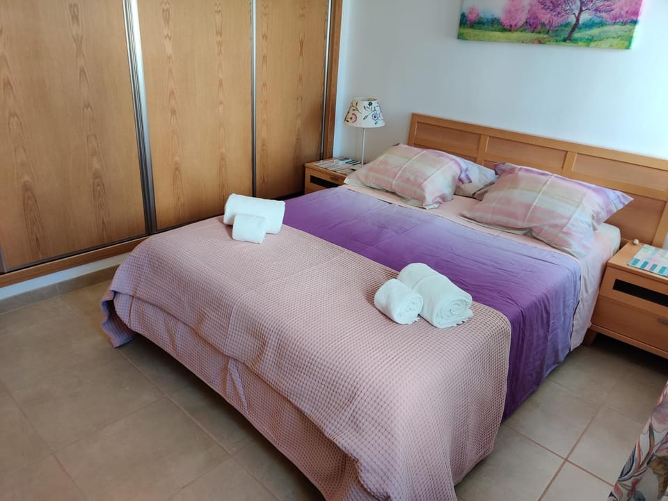 Bed, Photo of the whole room, Bedroom, towels, wardrobe