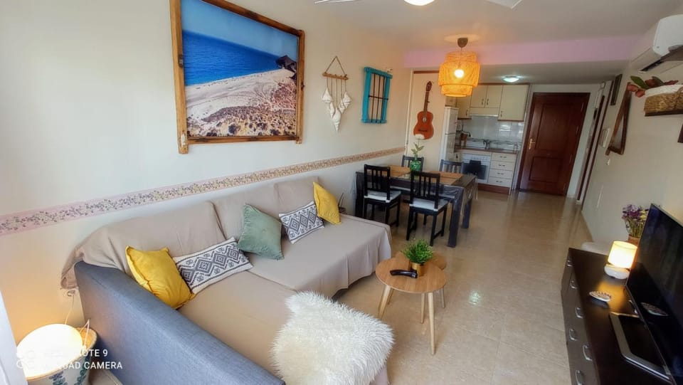 Living room, Lounge or bar