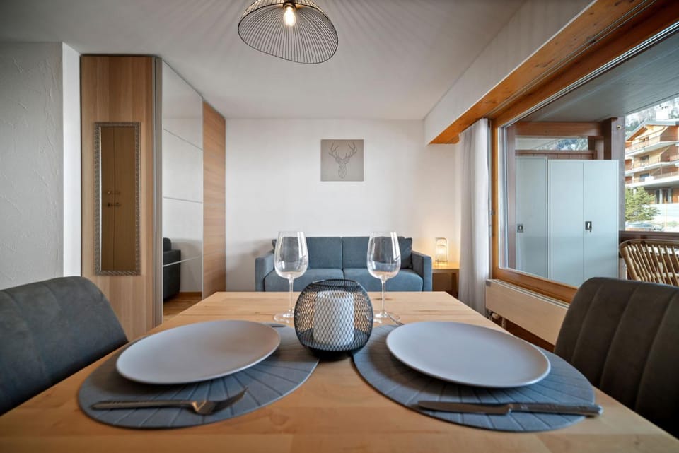 Charmant studio rénové situé dans les bains d'Ovronnaz, immeuble les Sources Apartment in Canton of Vaud