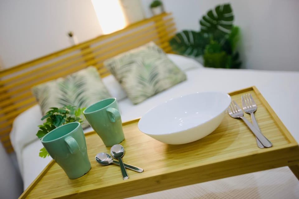 Decorative detail, Breakfast