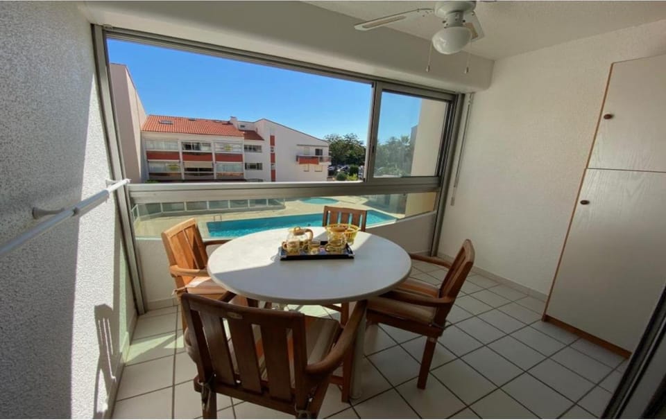 Balcony/Terrace, Pool view