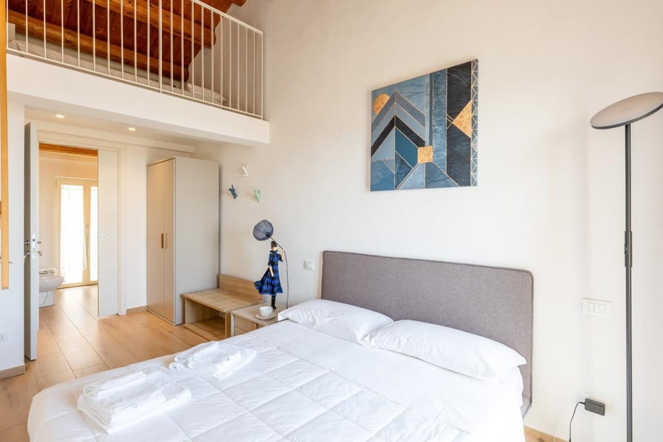 Aghèl Luxury Room Bed and Breakfast in Recanati