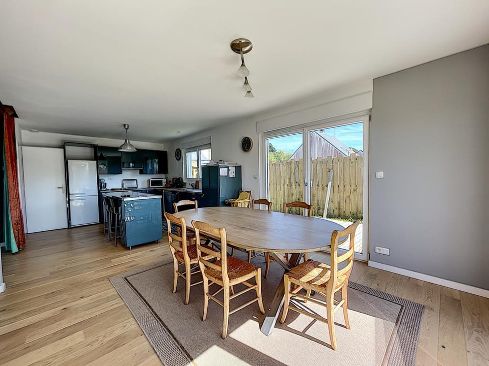 Villa moderne au calme, terrasse, jardin clos, à 500m de la plage de Kairon, proche commerces et loisirs - FR-1-361-372 House in Saint-Pair-sur-Mer