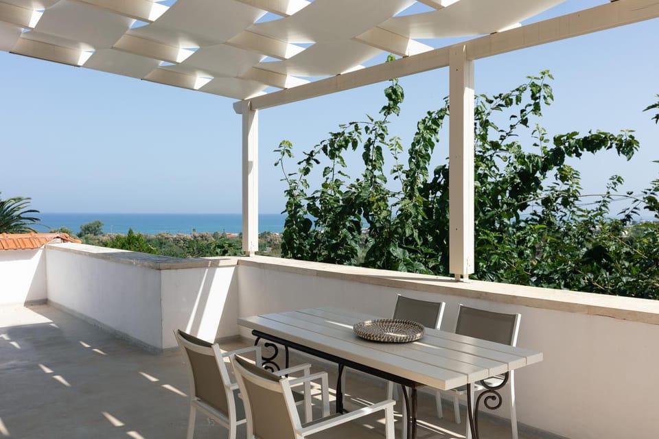 Dining area, Sea view