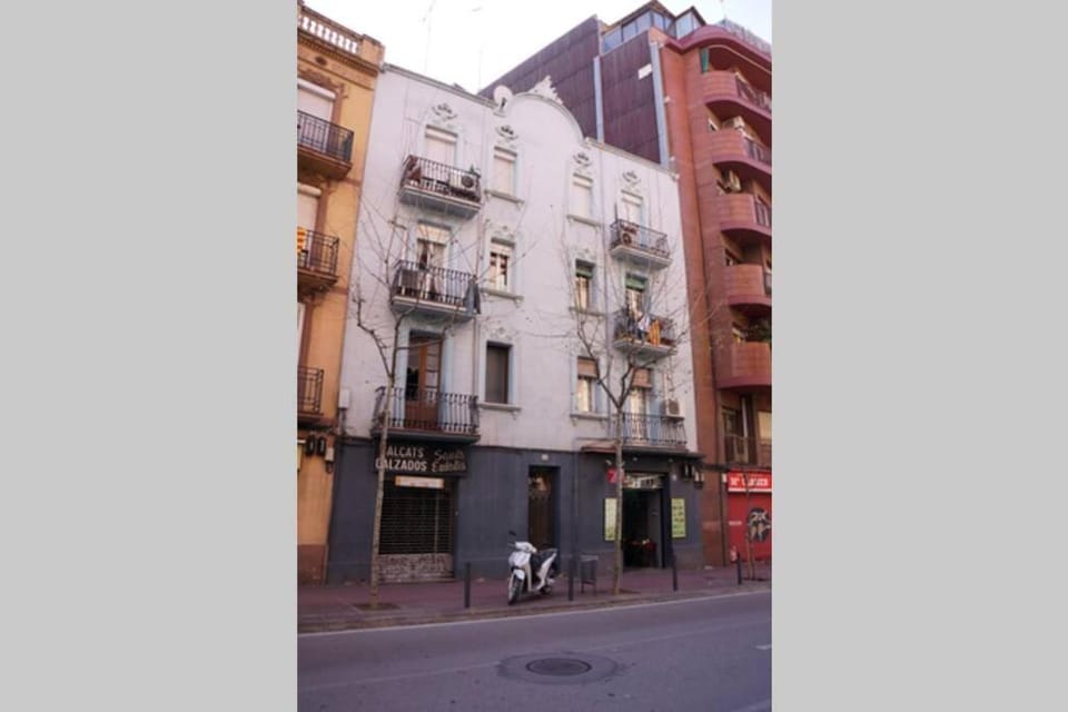 Barcelona Industrial Style Apartment Apartment in L'Hospitalet de Llobregat