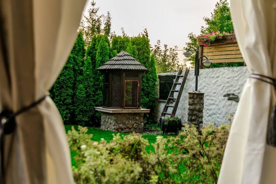 Garden, Garden view