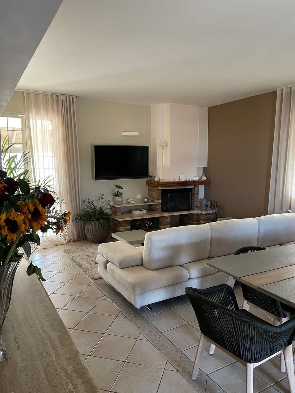 TV and multimedia, Living room