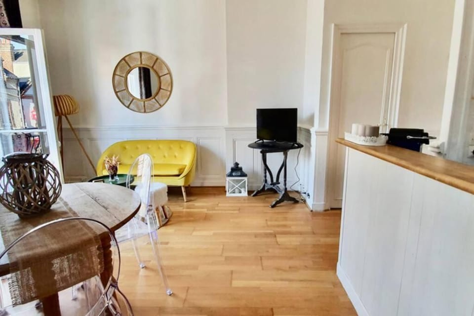 Beau 2 pièces en centre ville et à 200m de la mer Apartment in Cabourg