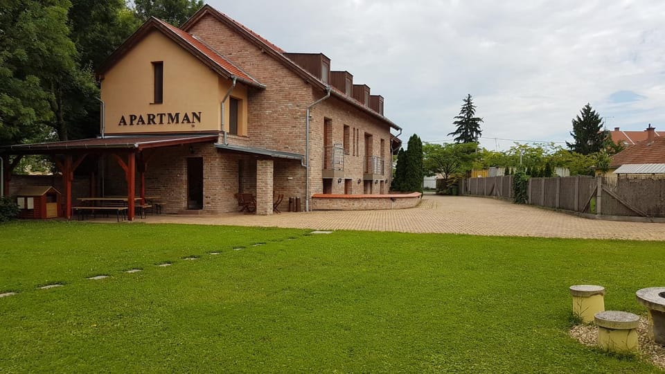 Property building, Garden