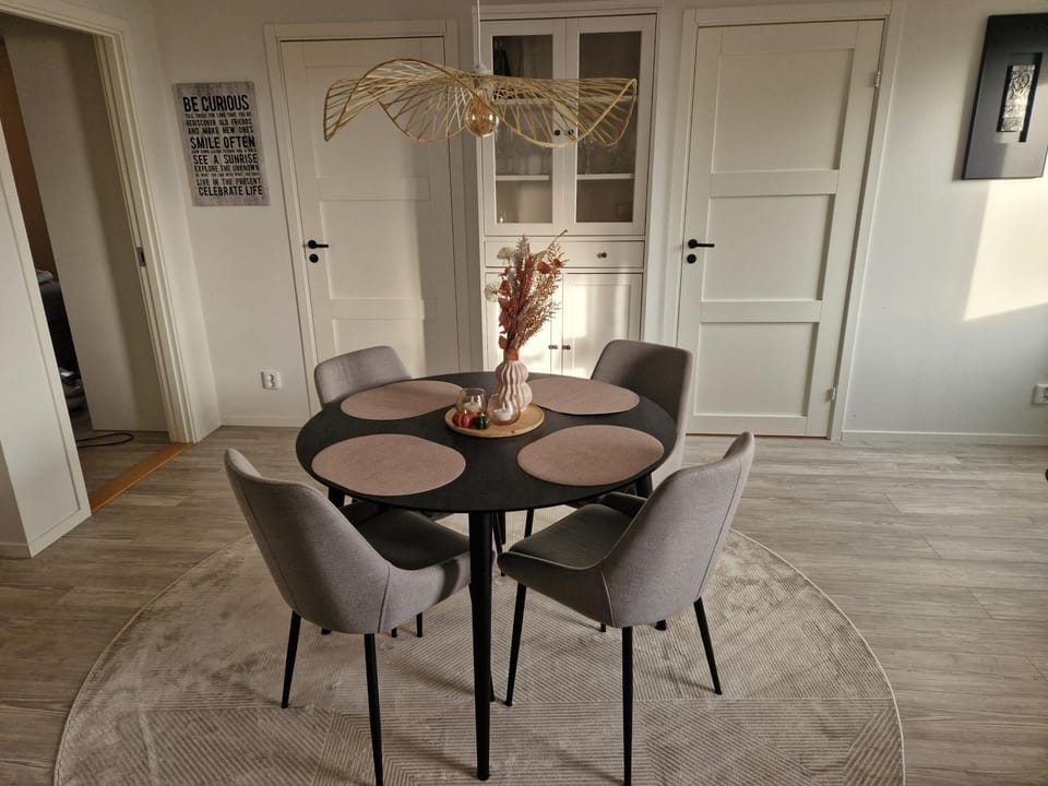 Modernt och mysigt boende i Järvsö med stor uteplats och lugnt läge Apartment in Sweden