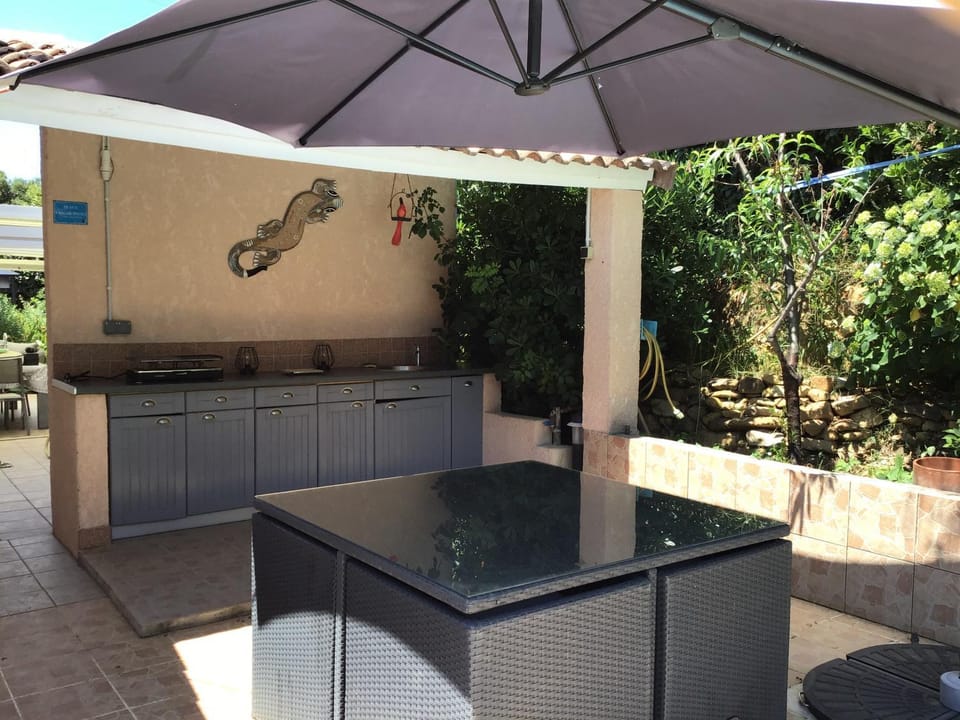 Patio, Swimming pool