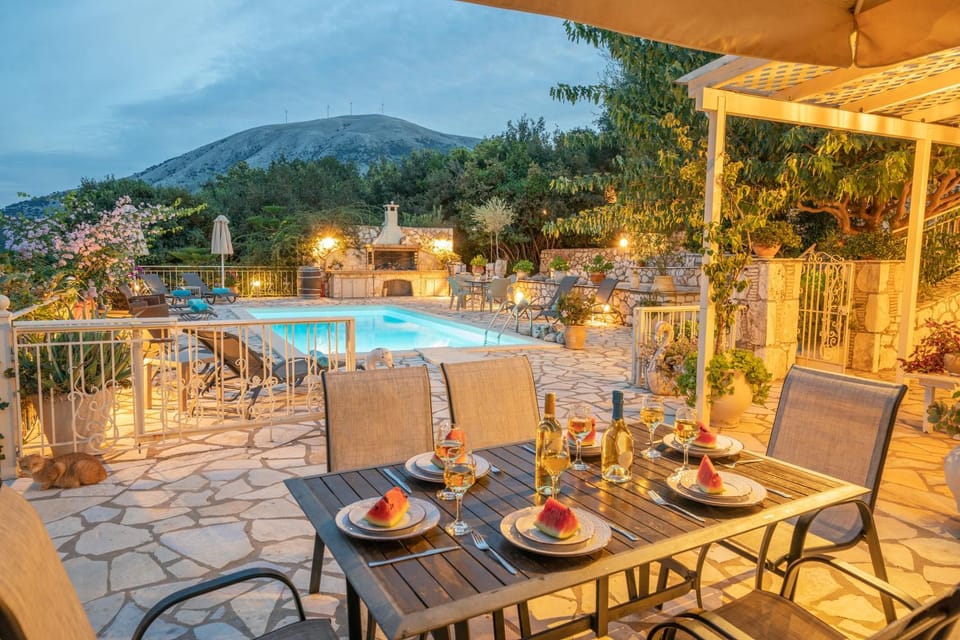 Villa Regina -Hidden Eden with Treehouse & Heated Pool Villa in Cephalonia