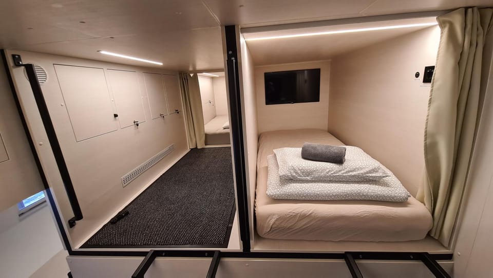 bunk bed