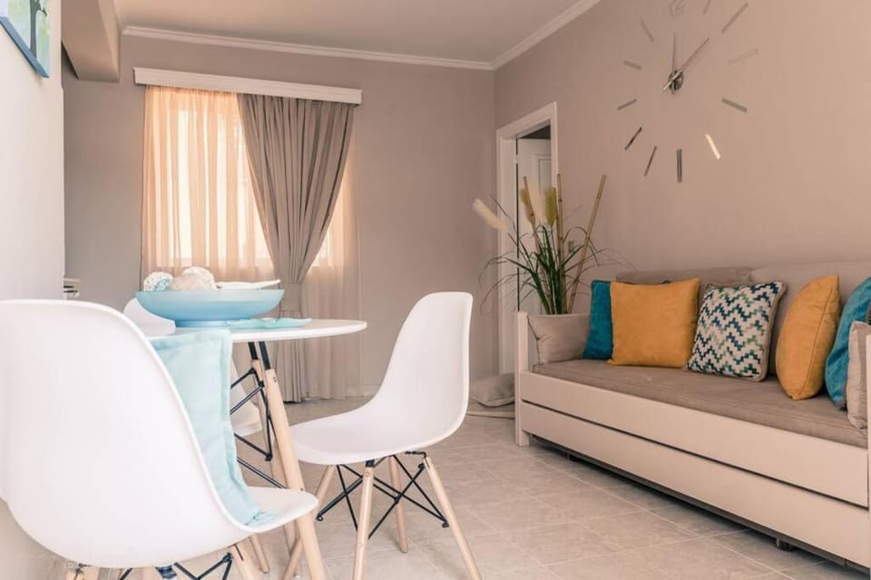 Remvi Deluxe Apartment 104 with Sea View Apartment in Karpathos