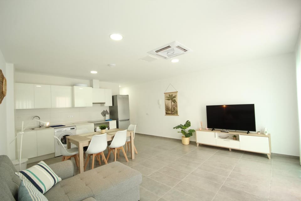 TV and multimedia, Kitchen or kitchenette, Dining area
