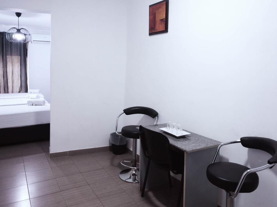 Bed, Photo of the whole room, Bedroom, hair dresser