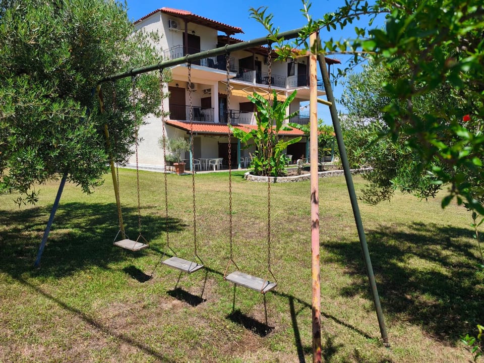 Property building, Garden