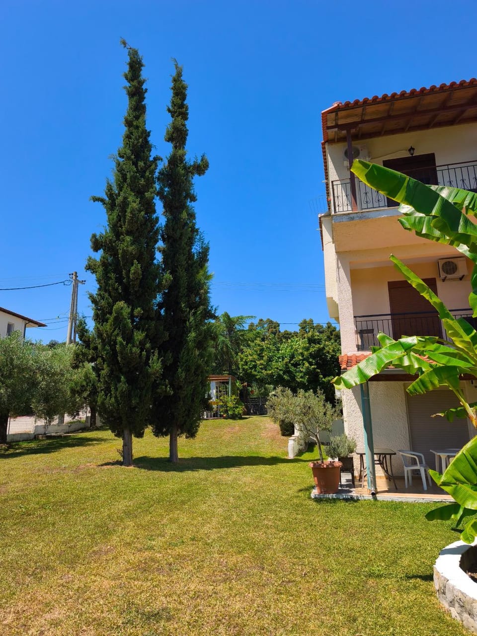 Property building, Garden