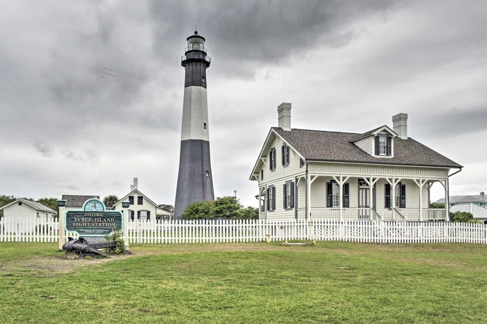 Ideally Located Luxe Beach House on Tybee Island House in Tybee Island