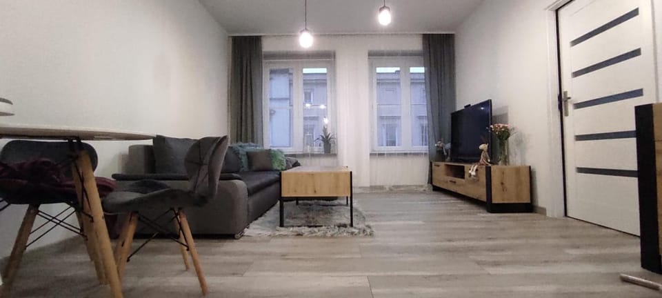 CITY VIEW Tołstoja - KLIMATYZACJA Apartment in Lower Silesian Voivodeship