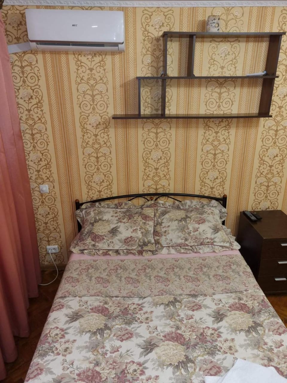 Затишна 1 кімнатна квартира біля метро Дарниця Apartment in Kiev City - Kyiv