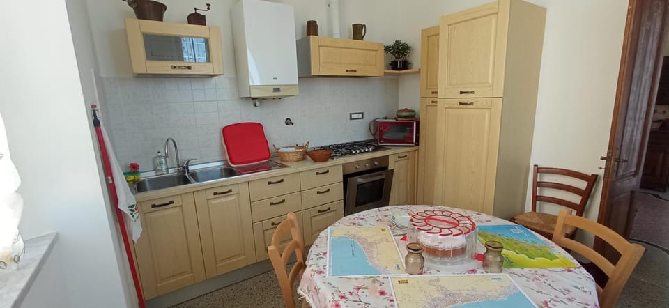 Au Cavettu Home Bed and Breakfast in Varazze