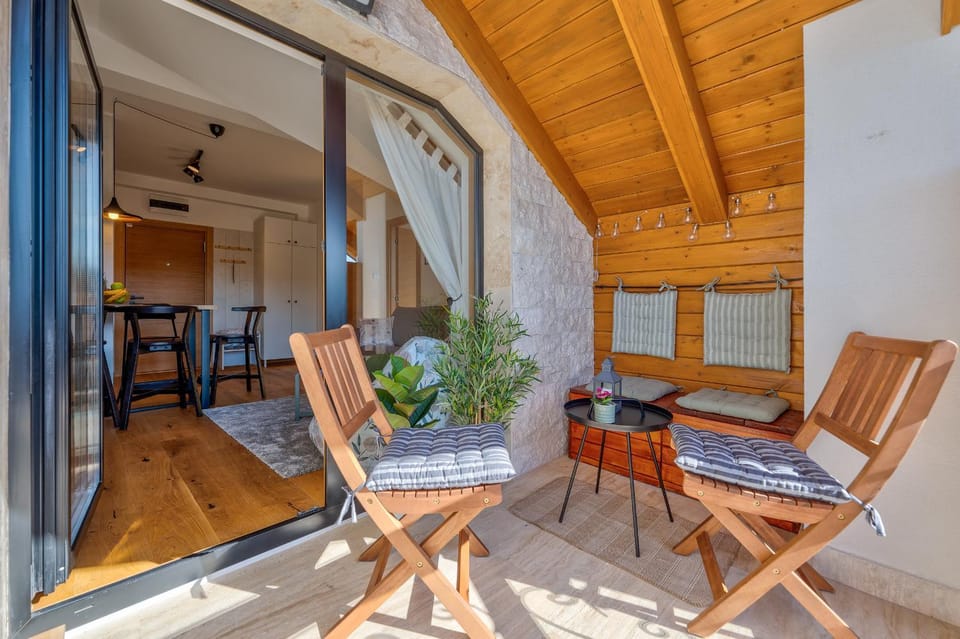 Balcony/Terrace, Seating area