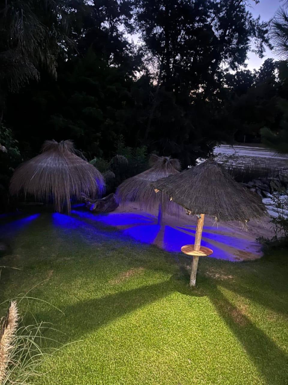 Cabaña “Juancho”(Canal Arias,Tigre) House in Buenos Aires Province