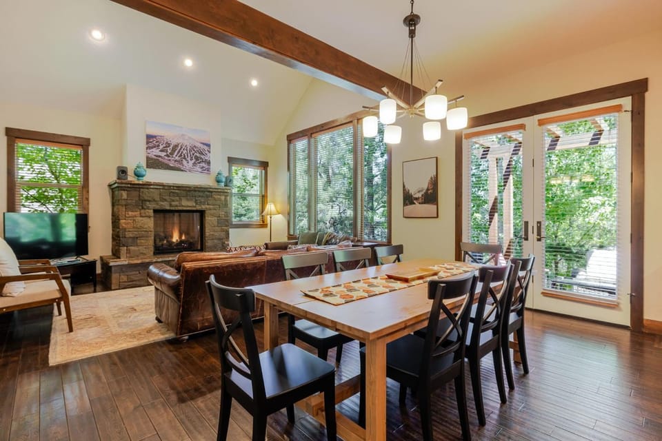 Points West townhouse House in Deschutes River Woods