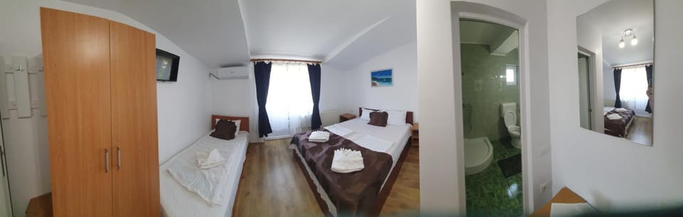 Casa cu flori Vacation rental in Constanța County