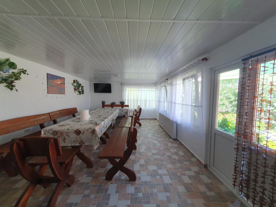 Casa cu flori Vacation rental in Constanța County