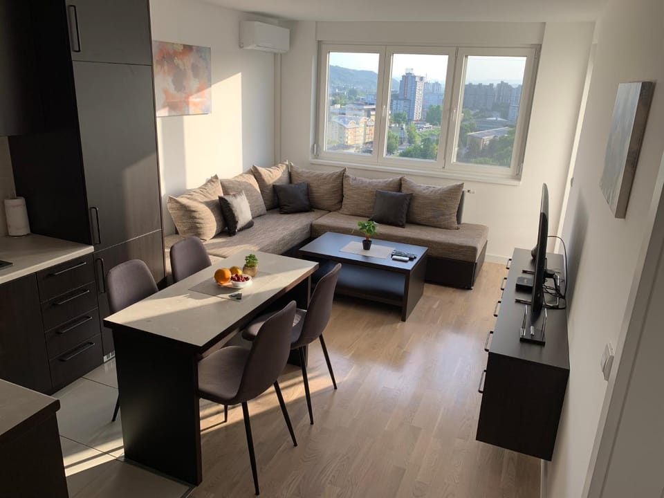 Living room, Seating area, Dining area