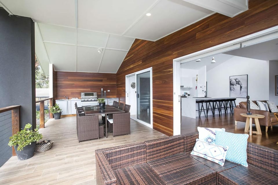 BBQ facilities, Balcony/Terrace, Kitchen or kitchenette, Seating area, Dining area