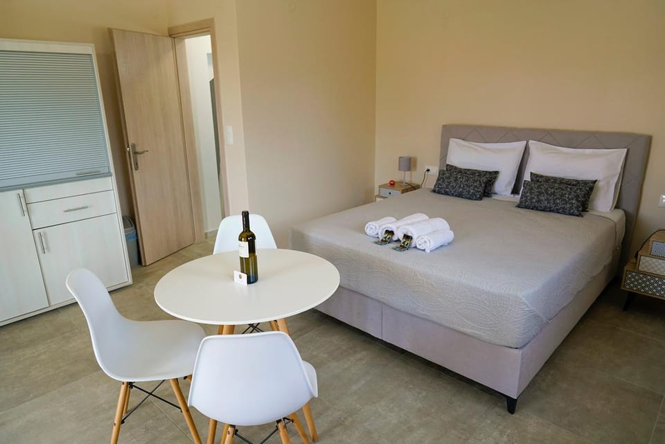 Charikleia's studio Apartment hotel in Magnesia Prefecture, Greece