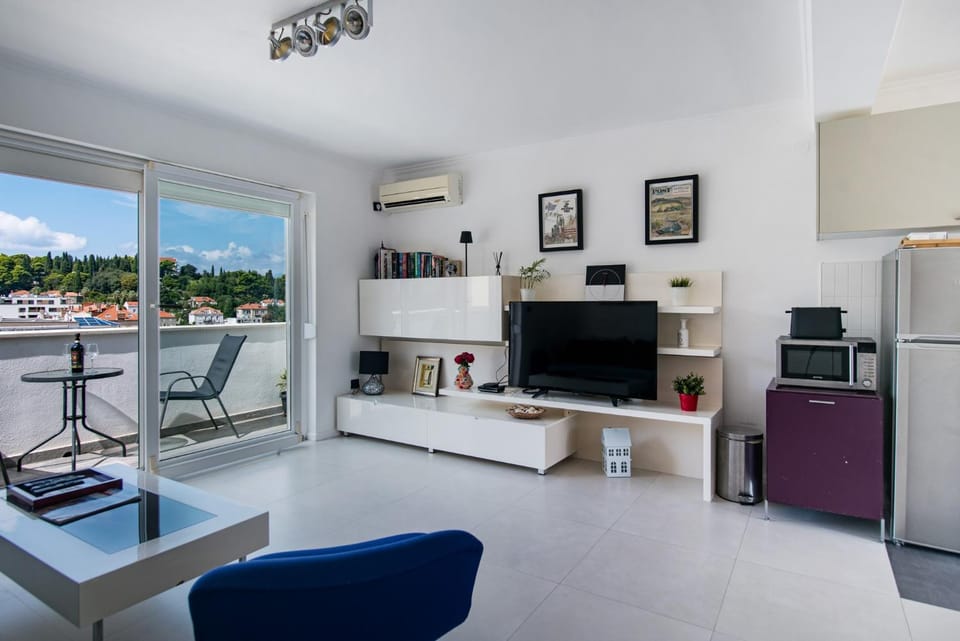 Balcony/Terrace, Living room