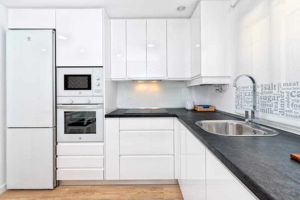 Kitchen or kitchenette, dishwasher, minibar, pet friendly, stove