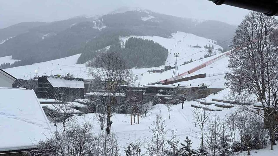 Next to Zwölferkogel by Hermann Weiss include Jokercard Apartment in Salzburgerland