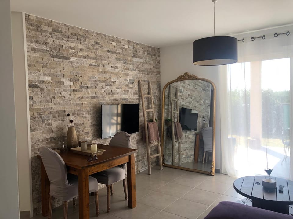 Mini-villa mitoyenne de type F2 proche Golfe de Lava House in Corsica