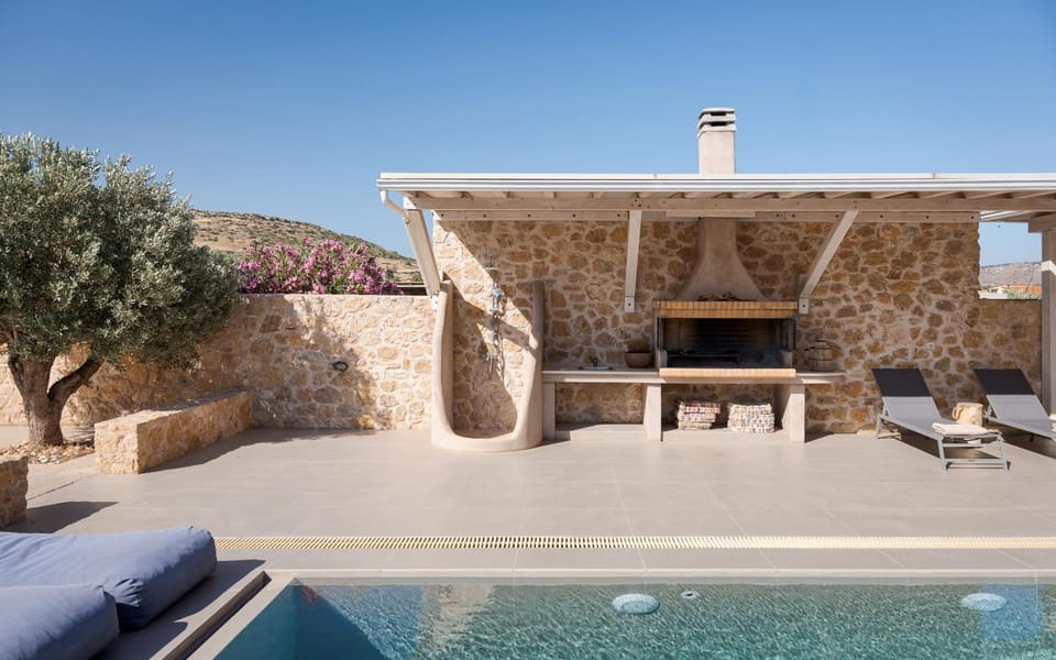 Patio, Day, Seating area, Swimming pool, sunbed