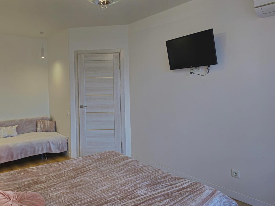 Євродвійка Люкс Яровиця 11 з кондиціонером Apartment in Ukraine