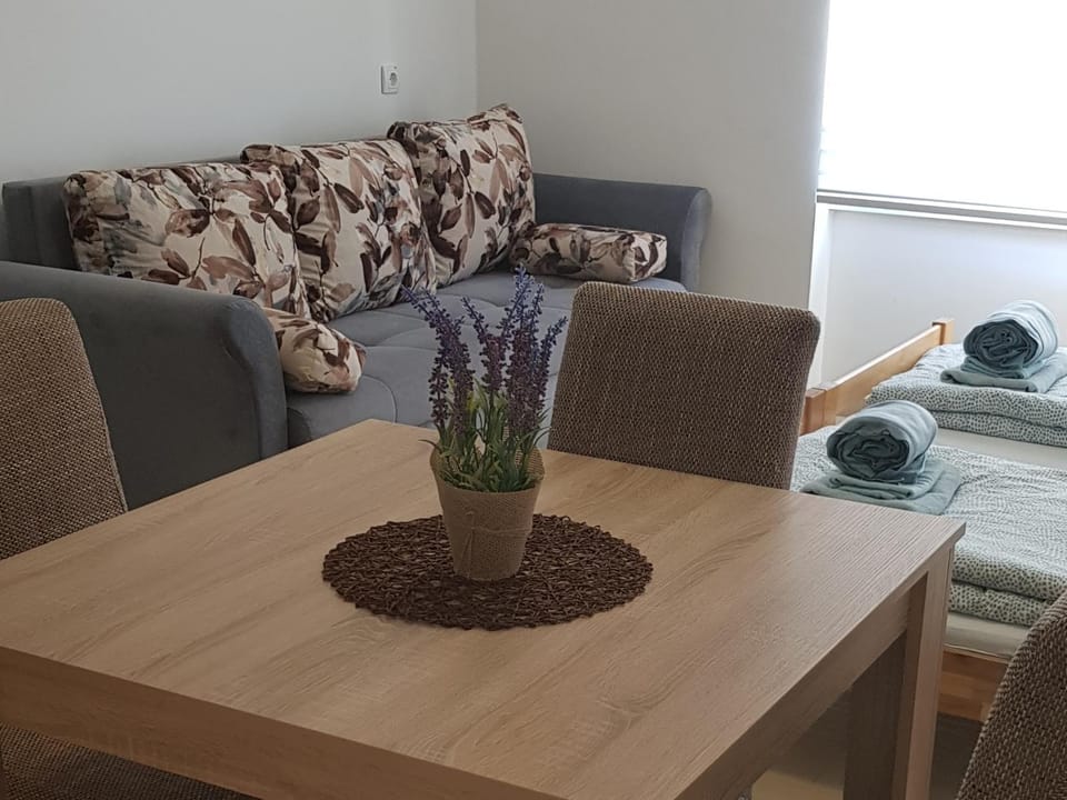 Relax Apartment - Ada Apartment in Vojvodina