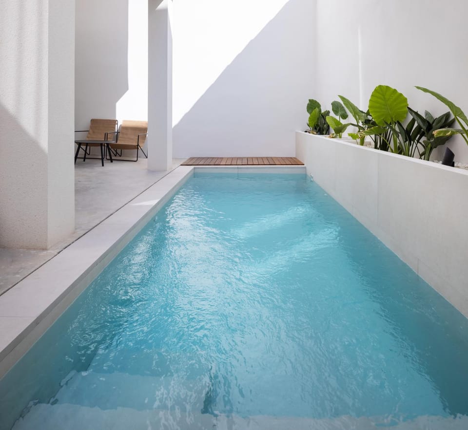 Patio, Swimming pool