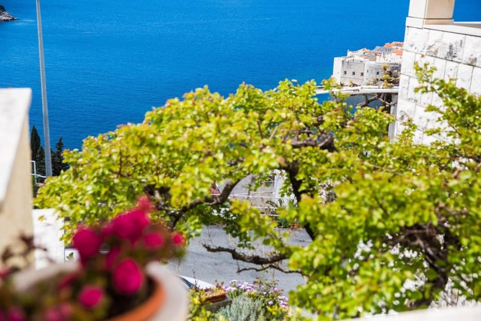 Sea view, Sea view