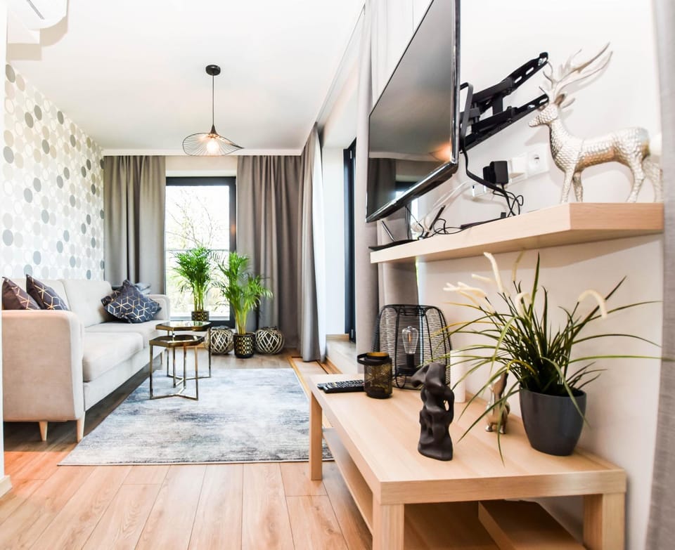 TV and multimedia, Balcony/Terrace, Living room, Seating area