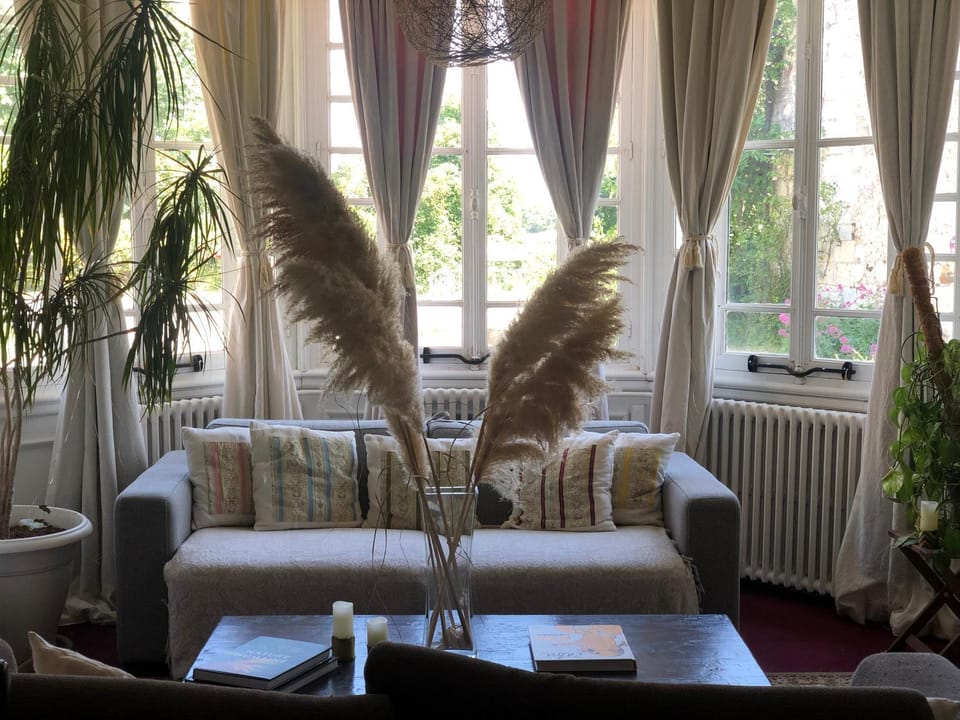 Abbey Road Le Thoureil Maison 6 chambres 12 personnes House in Gennes-Val-de-Loire