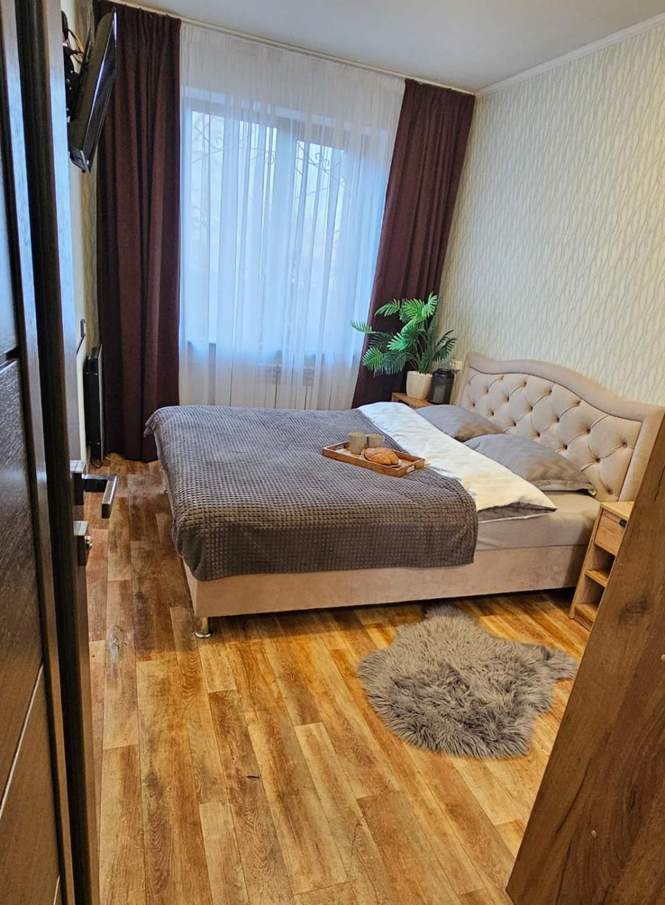 Комфортні апартаменти на Гетьманській 74, Святогеоргієвській 15 Apartment in Dnipropetrovsk Oblast